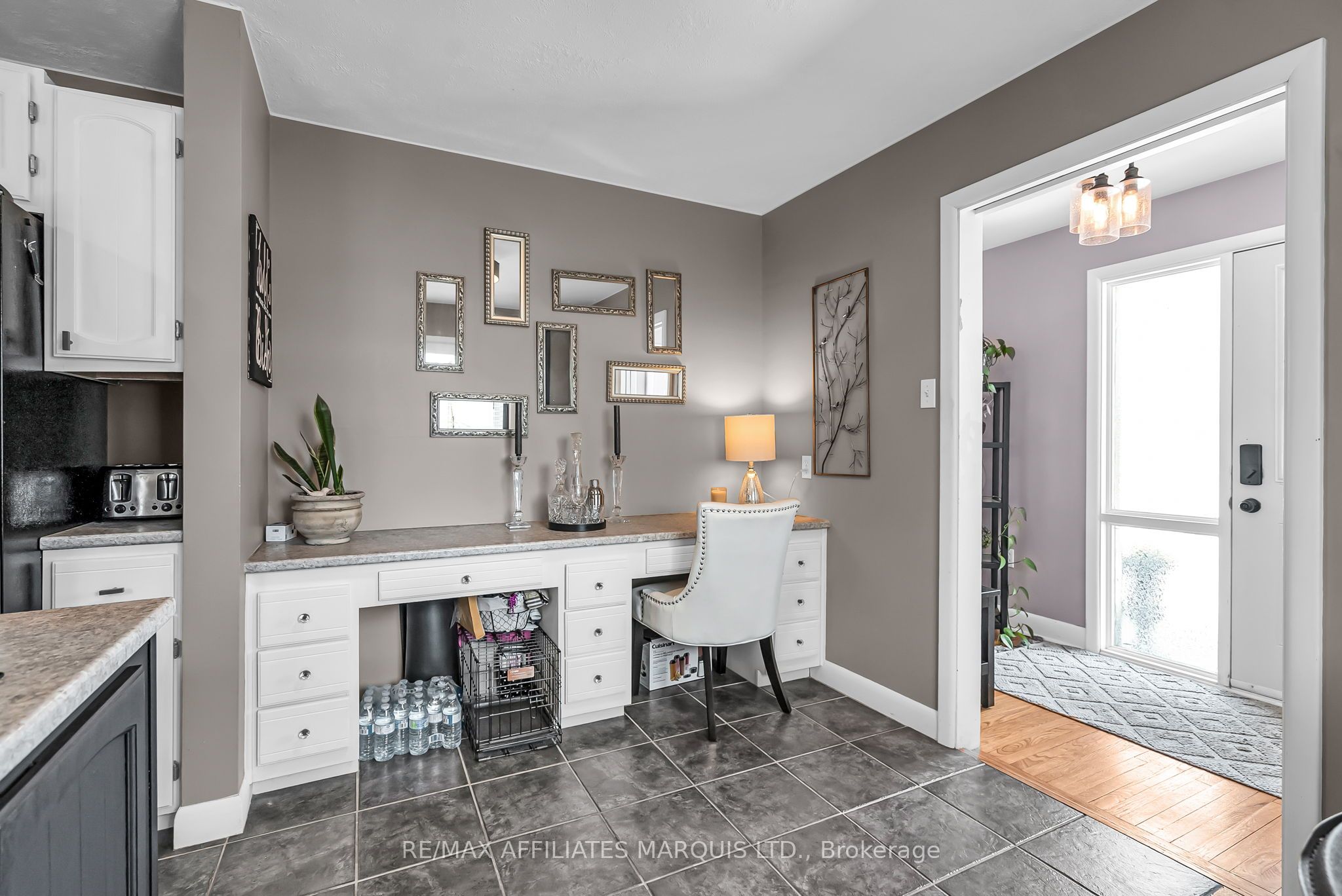 1006 Riverdale Avenue, Cornwall, ON K6J 2L4