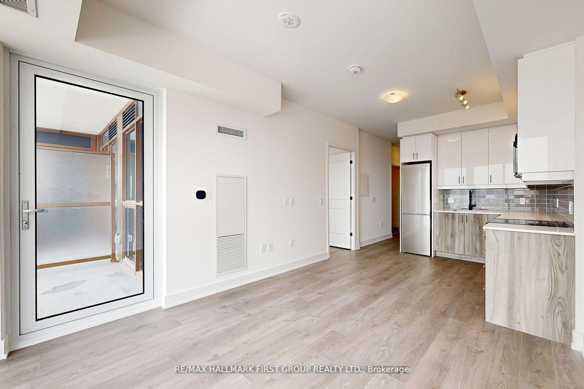 2 Bedrooms Condo at 2343 Khalsa, Oakville For sale