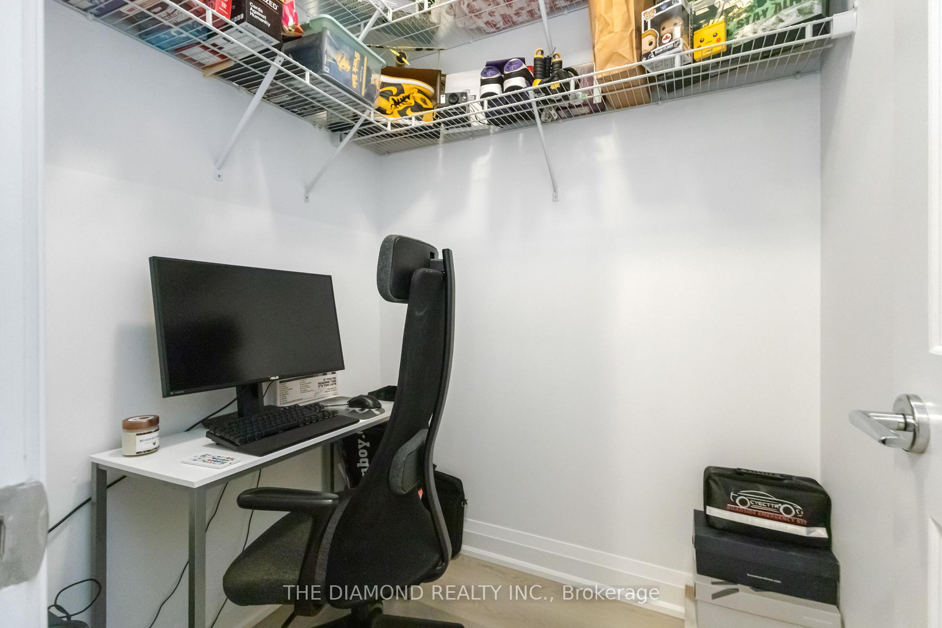 2 Bedrooms Condo at 1185 The Queensway, Toronto For sale