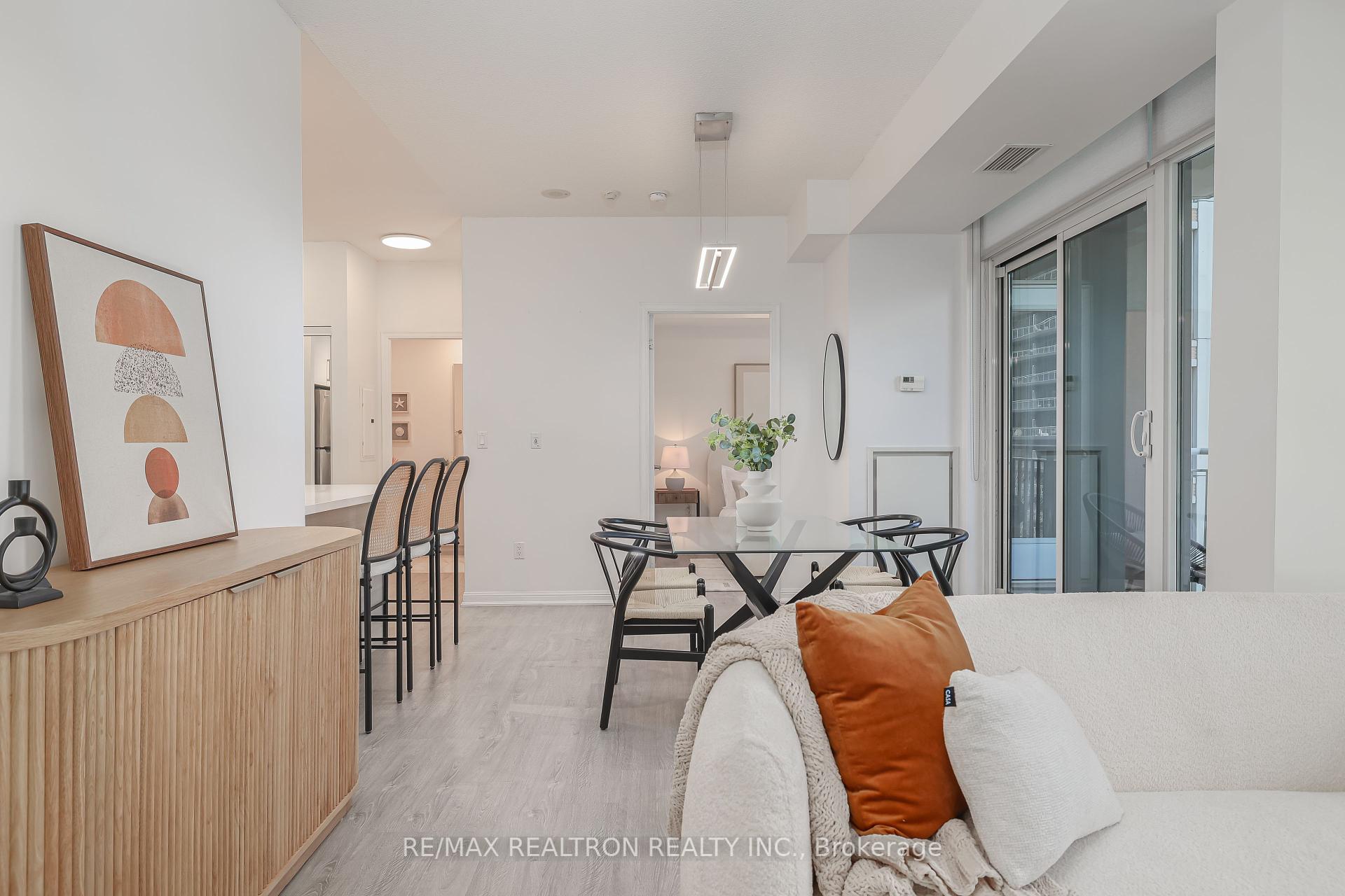2 Bedrooms Condo at 21 Grand Magazine, Toronto For sale