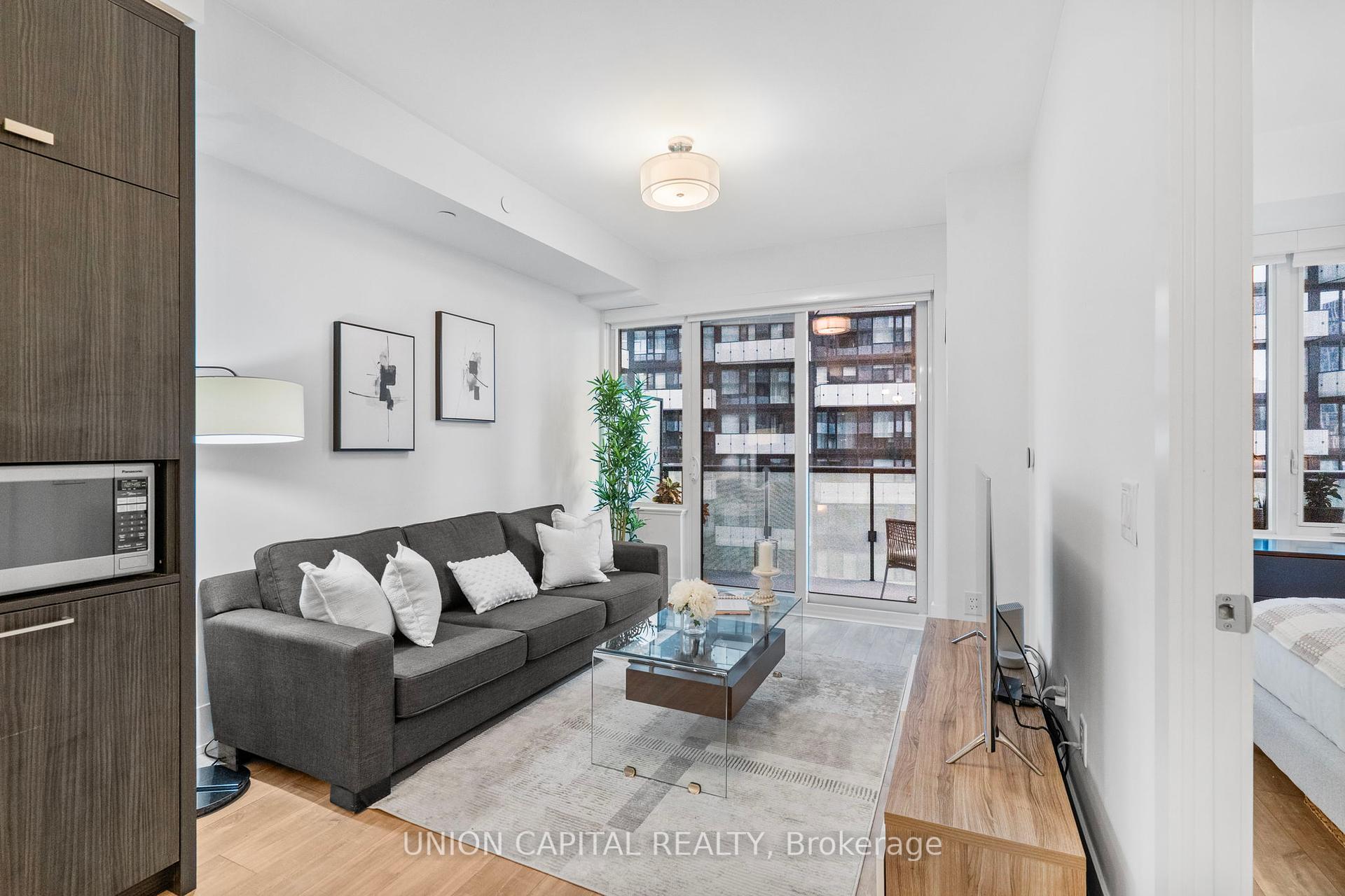 2 Bedrooms Condo at 480 Front, Toronto For sale