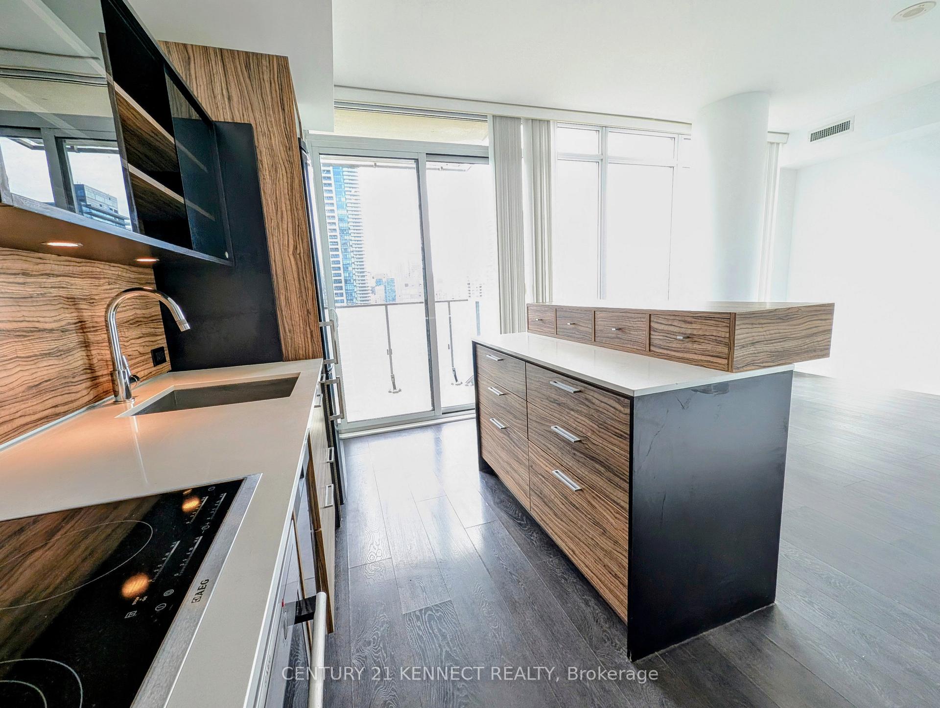 Condo at 75 St Nicholas, Toronto For sale