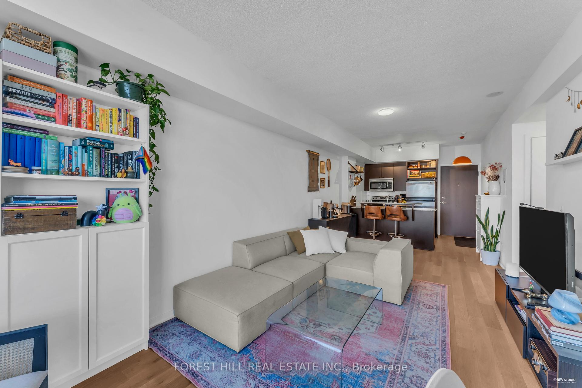 1 Bedroom Condo at 103 The Queensway, Toronto For sale