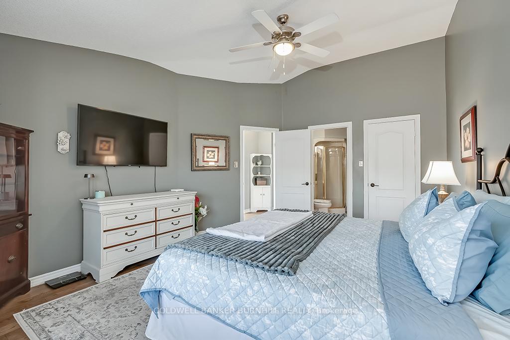 3 Bedrooms Condo at 1375 STEPHENSON,  Burlington For sale