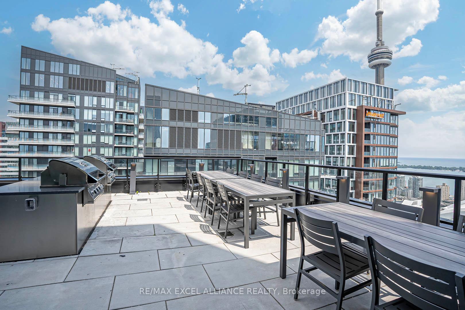 2 Bedrooms Condo at 357 King,  Toronto For sale