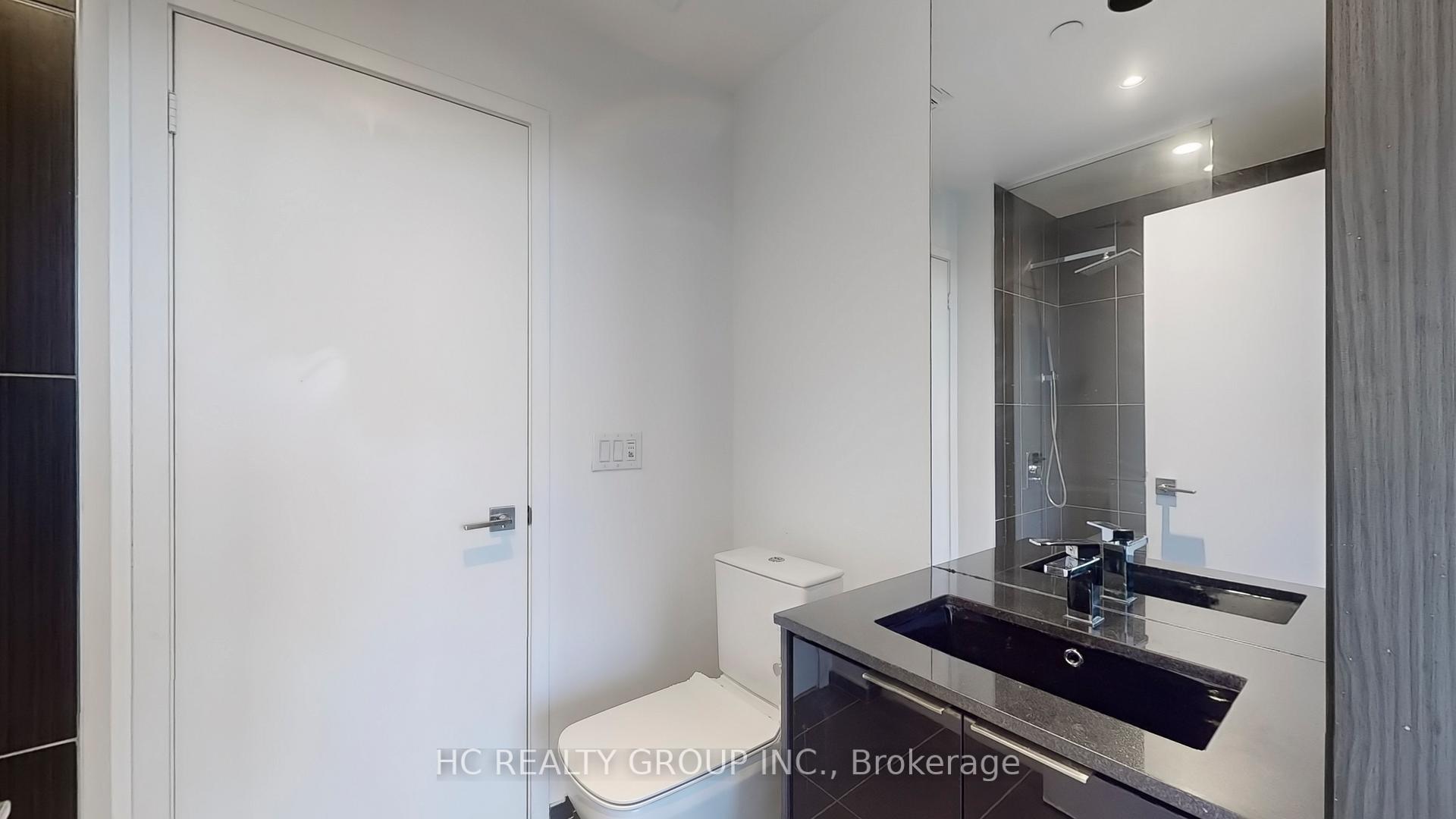 2 Bedrooms Condo at 70 Temperance, Toronto For sale