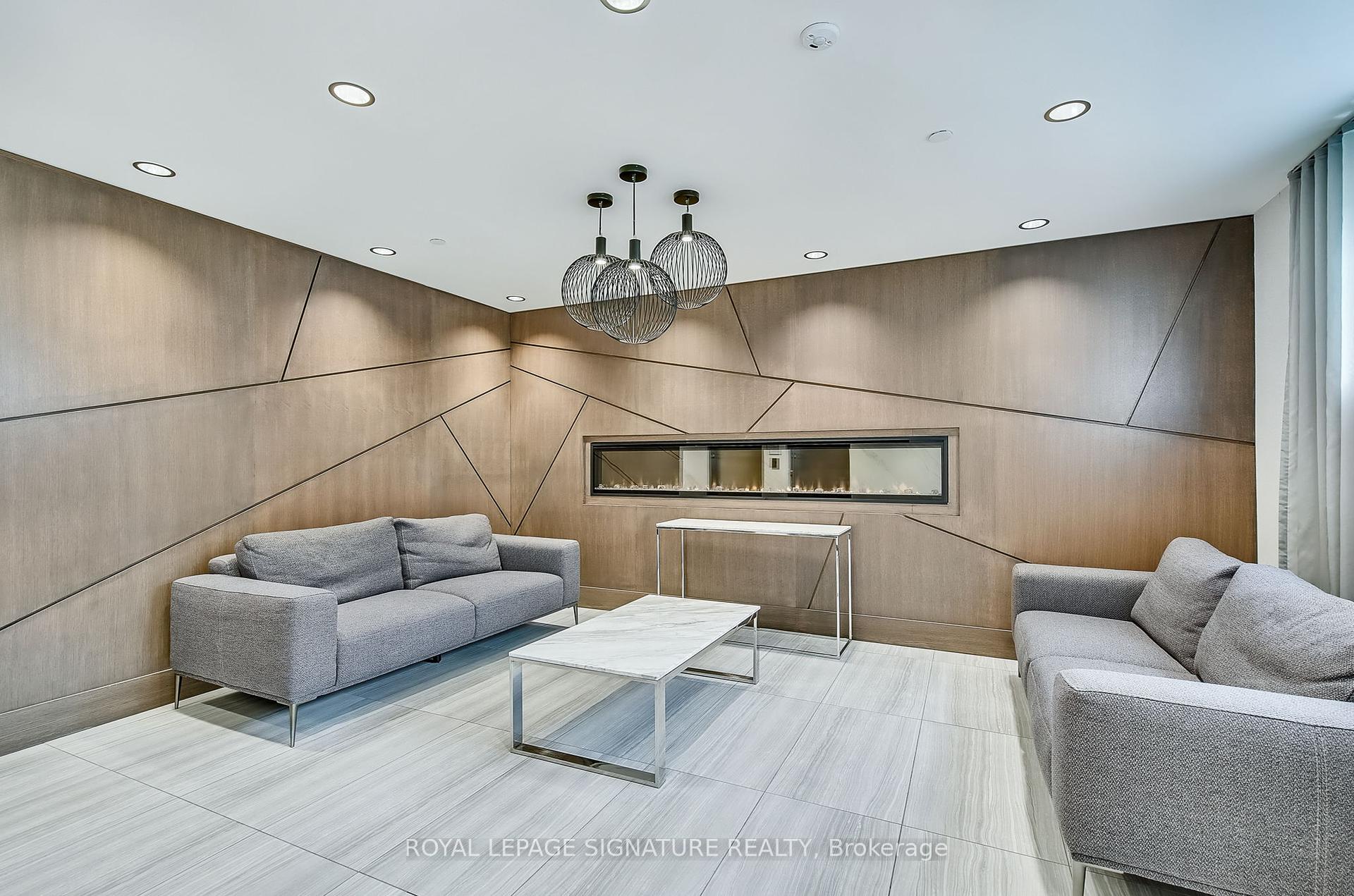 1 Bedroom Condo at 16 Markle, Hamilton For sale