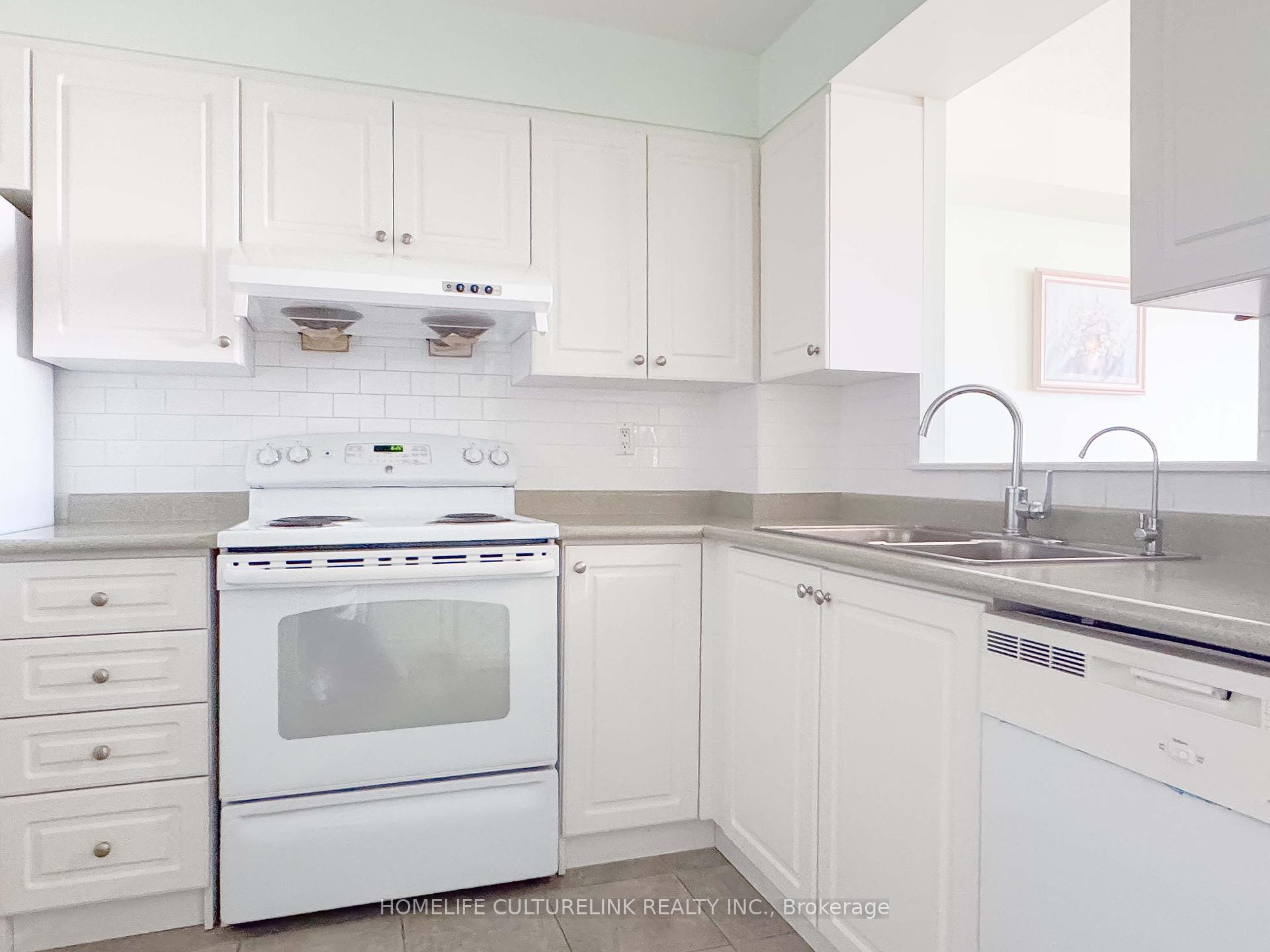 1 Bedroom Condo at 410 MCLEVIN, Toronto For sale