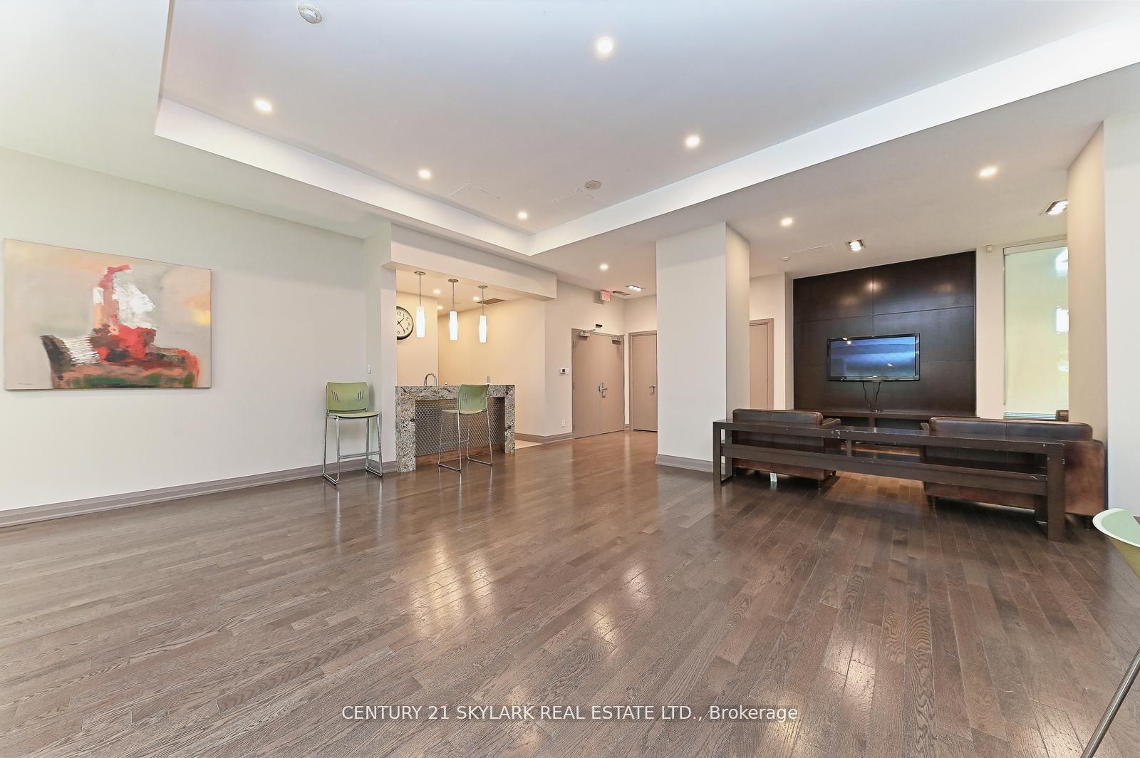 3525 kariya Drive, #2902