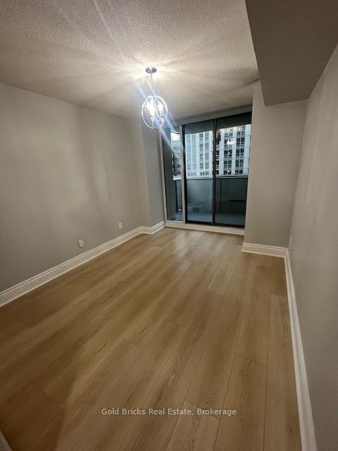 2 Bedrooms Condo at 750 Bay,  Toronto For sale