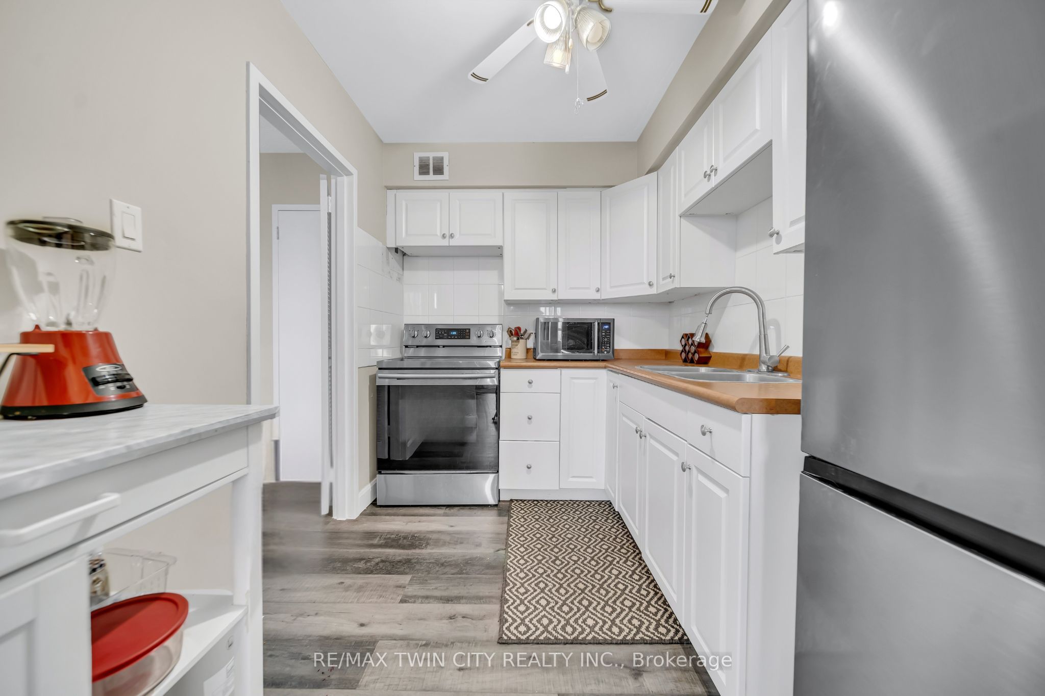 24 Midland Drive, #701