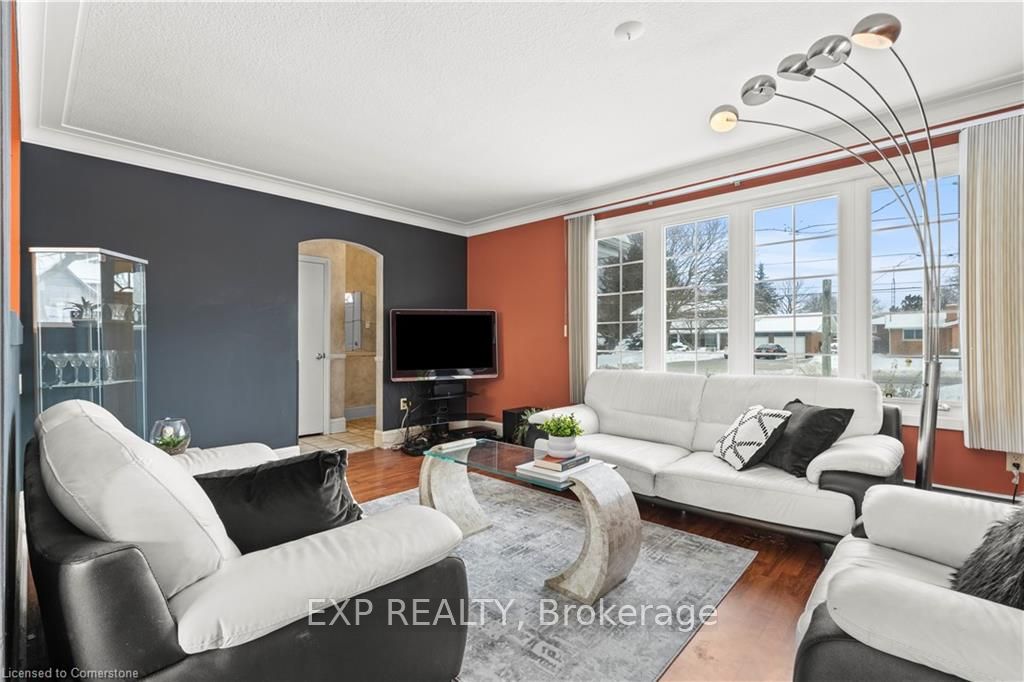 504 Carlton Street, St. Catharines, ON L2M 4X3