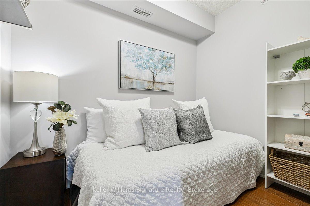 1 Bedroom Condo at 1470 Bishops, Oakville For sale