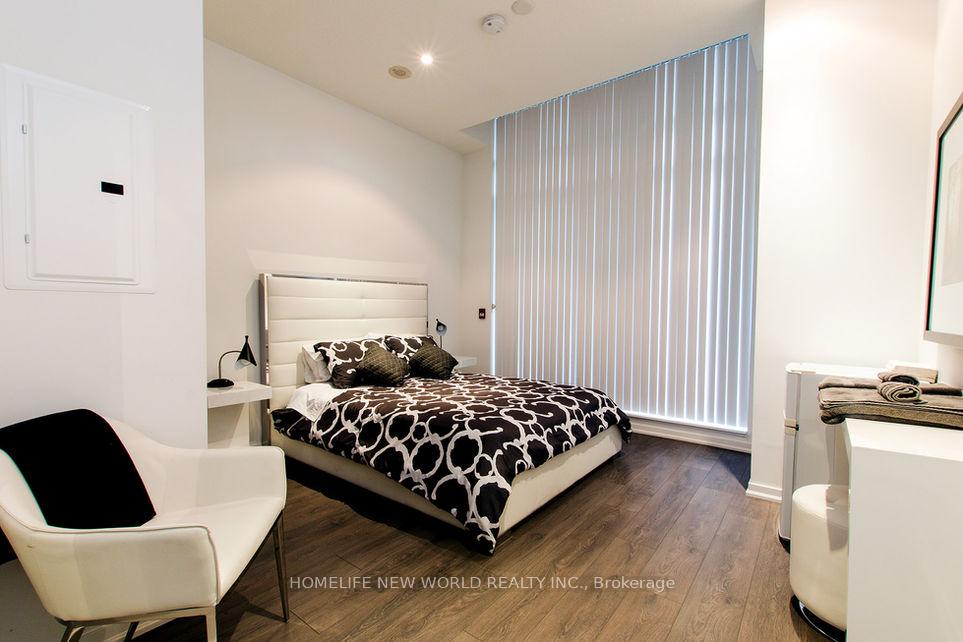 2 Bedrooms Condo at 68 Abell, Toronto For sale