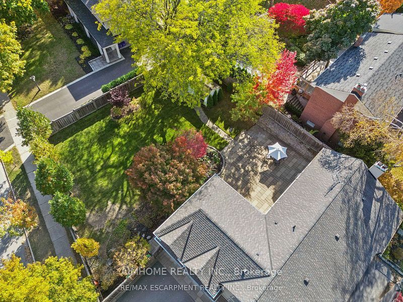 1300 braeside
