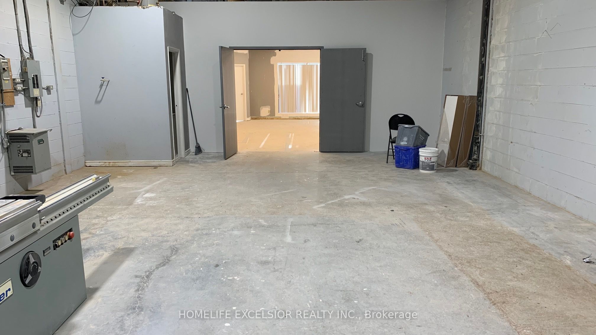 825 Denison Street, #21