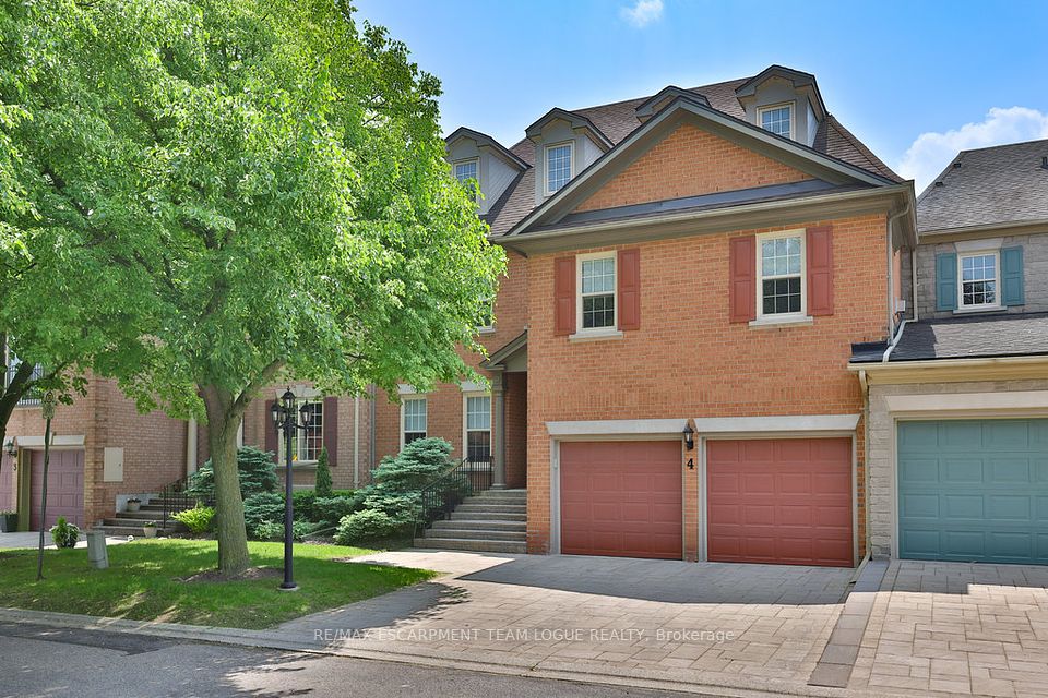 4211 Millcroft Park