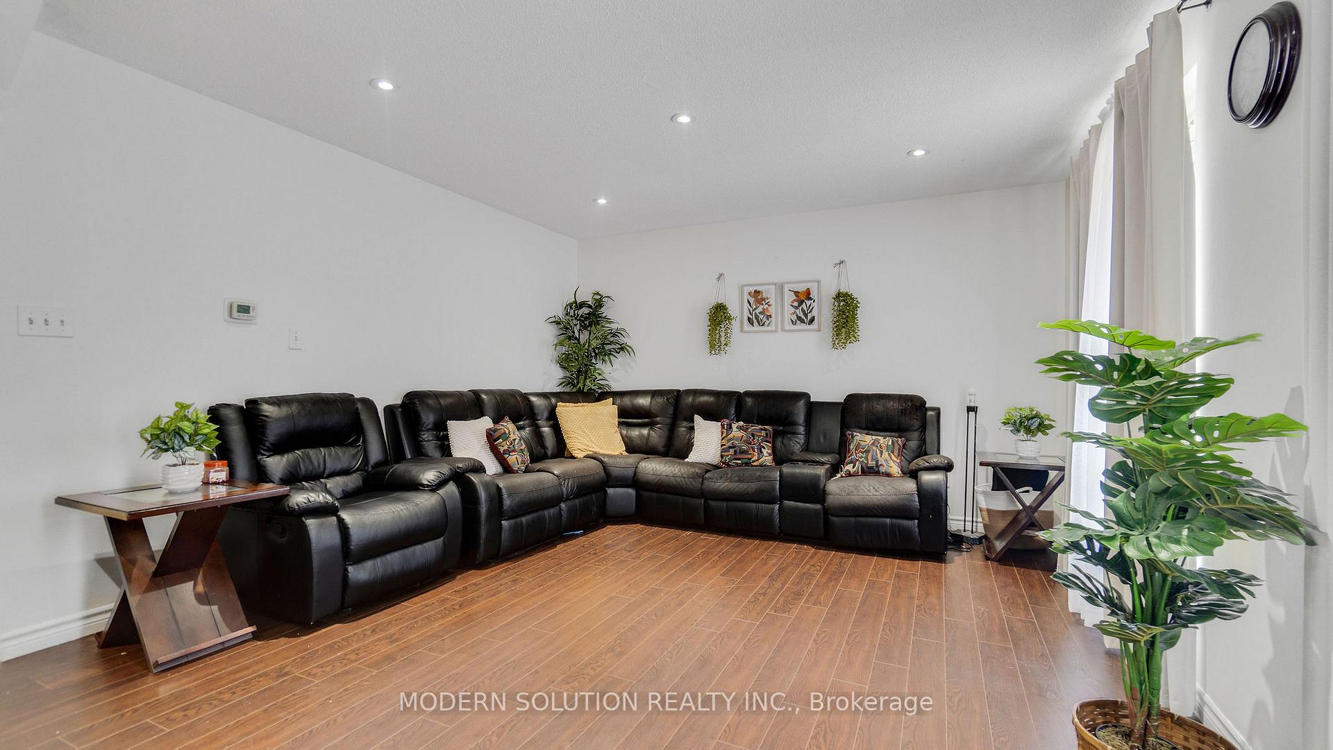 4 Bedrooms Condo at 1559 Albion, Toronto For sale