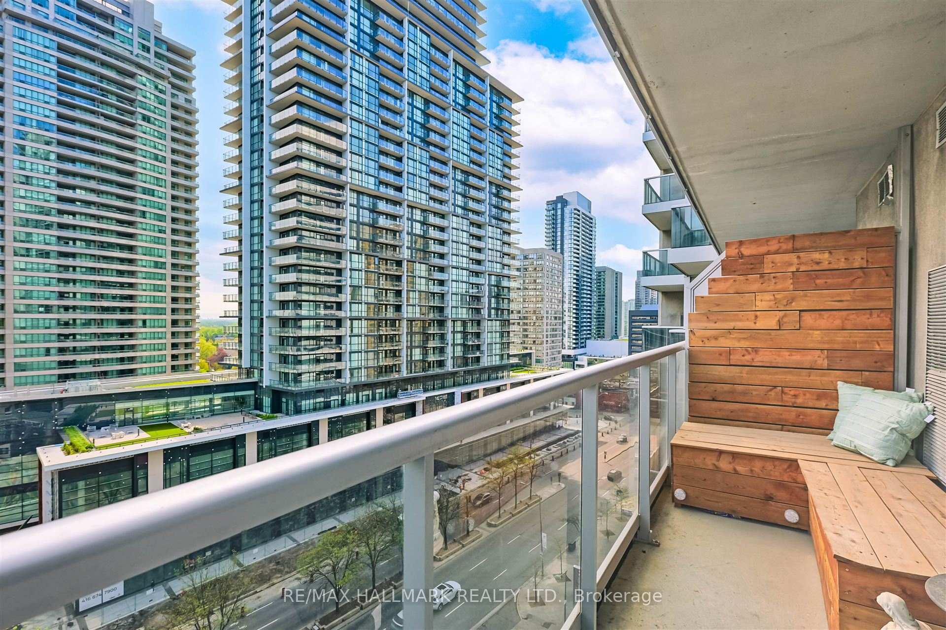2 Bedrooms Condo at 4968 Yonge, Toronto For sale