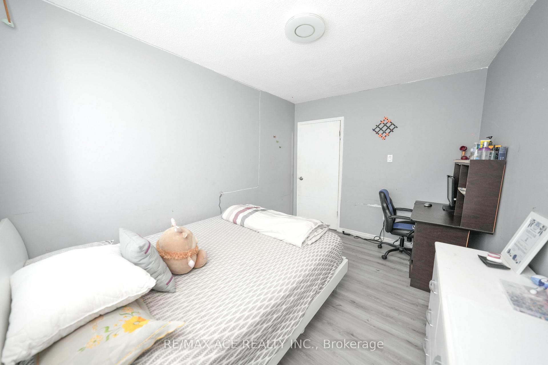 2 Bedrooms Condo at 301 Prudential, Toronto For sale