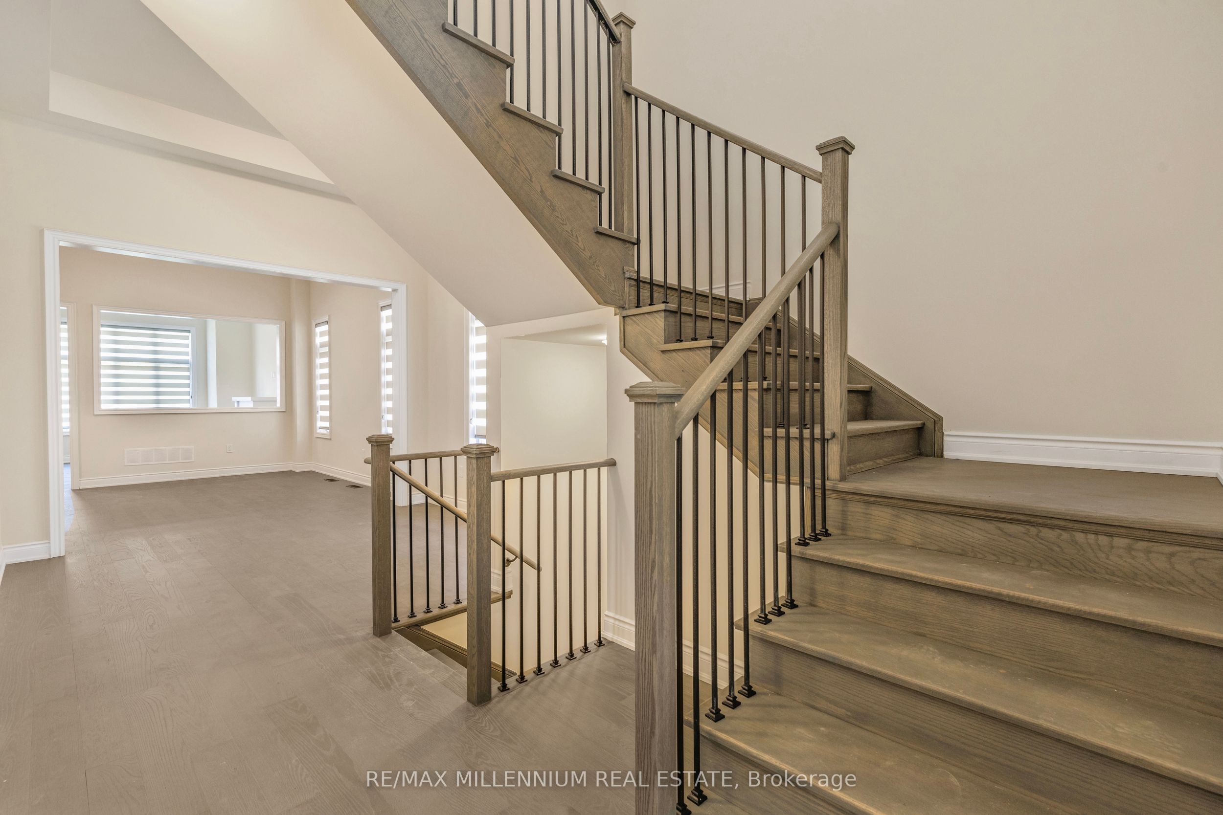 3436 Mosley Gate