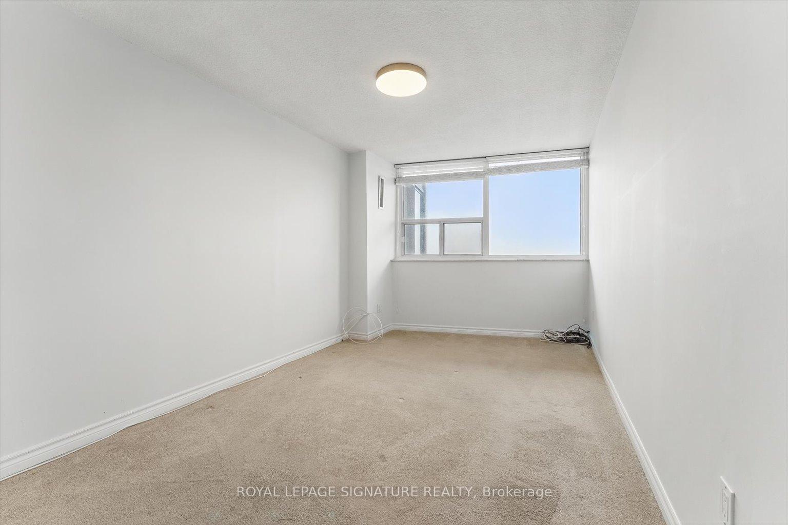 3 Bedrooms Condo at 65 Huntingdale,  Toronto For sale
