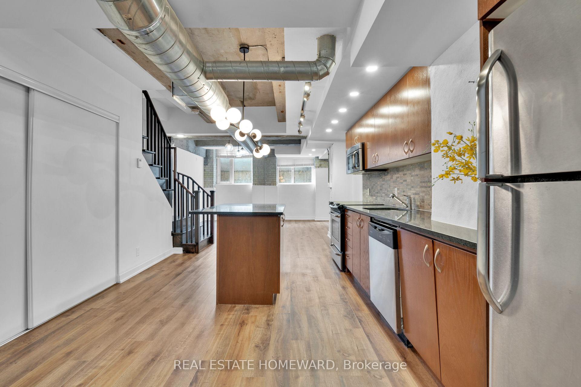 2 Bedrooms Condo at 201 Carlaw, Toronto For sale