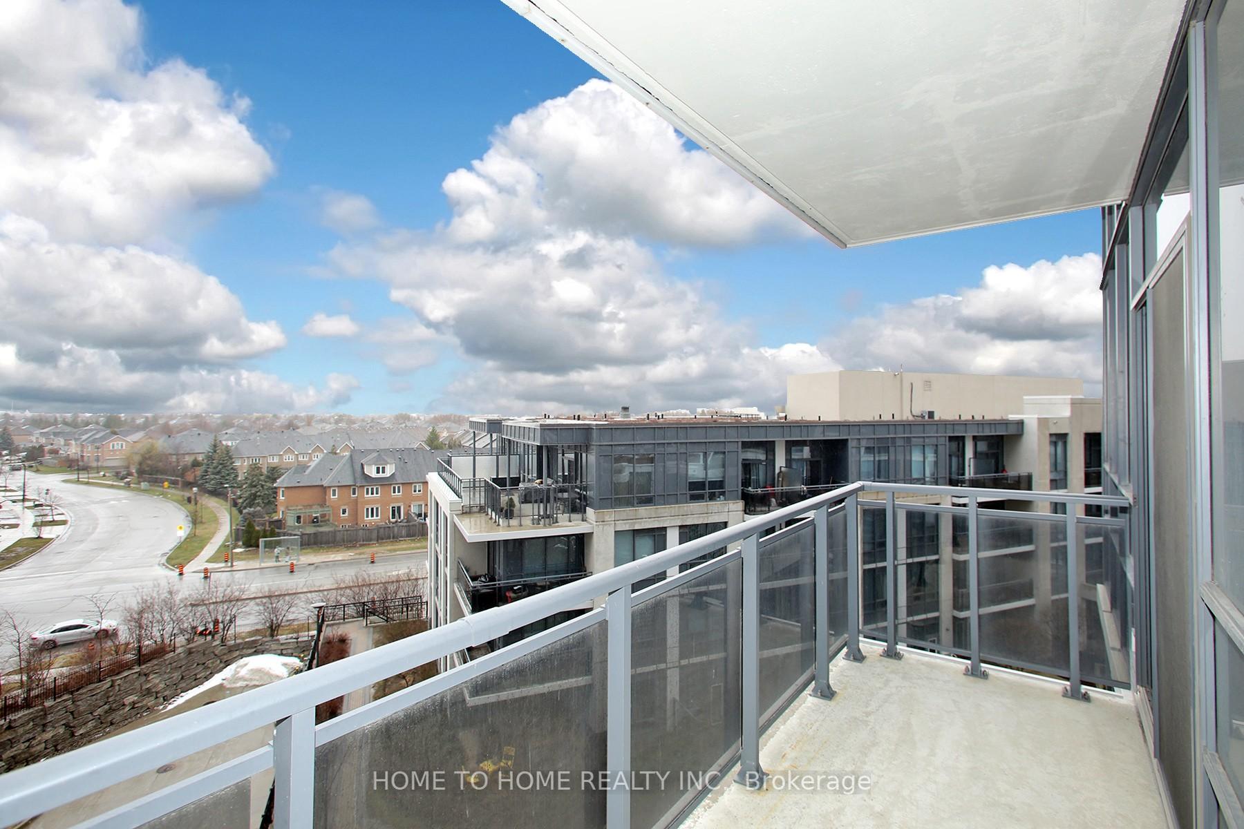 3 Bedrooms Condo at 85 North Park,  Vaughan For sale