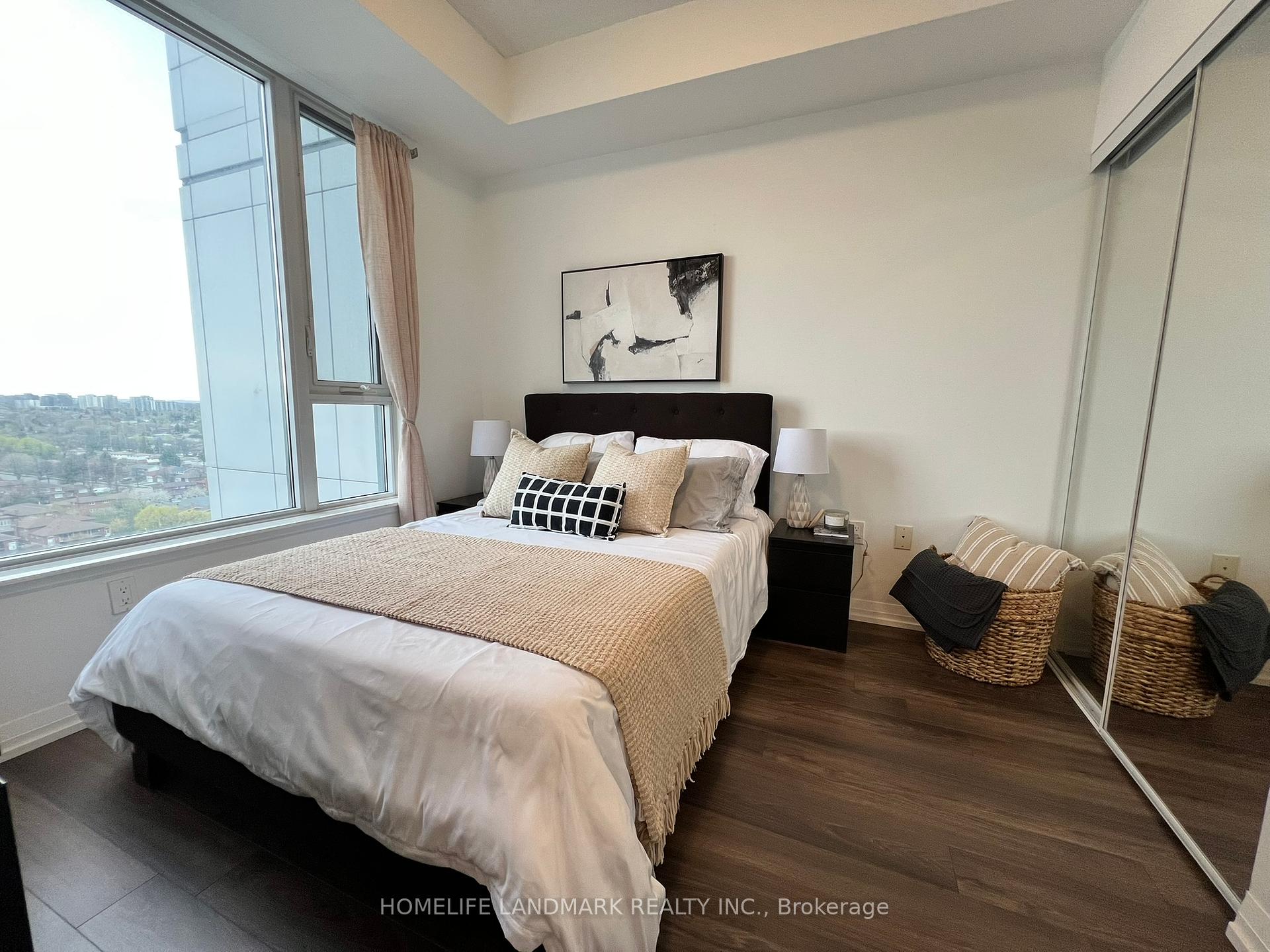 2 Bedrooms Condo at 55 Ann O’reilly,  Toronto For sale