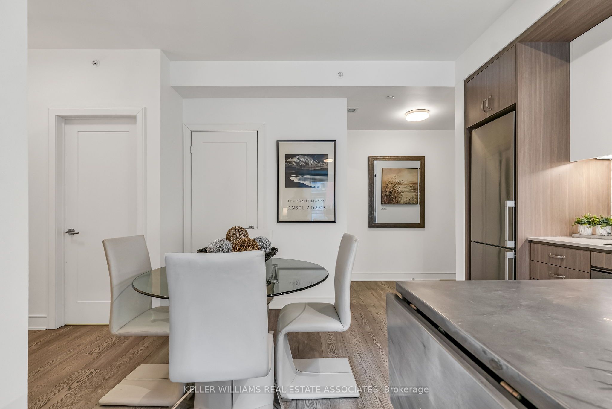 1575 Lakeshore Road W, #231