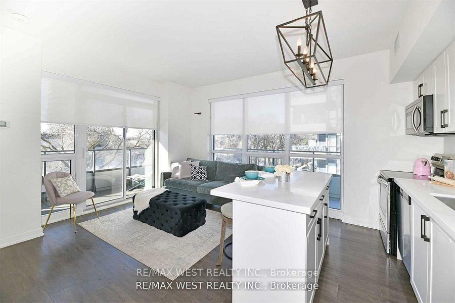 2 Bedrooms Condo at 2212 Lake Shore, Toronto For sale