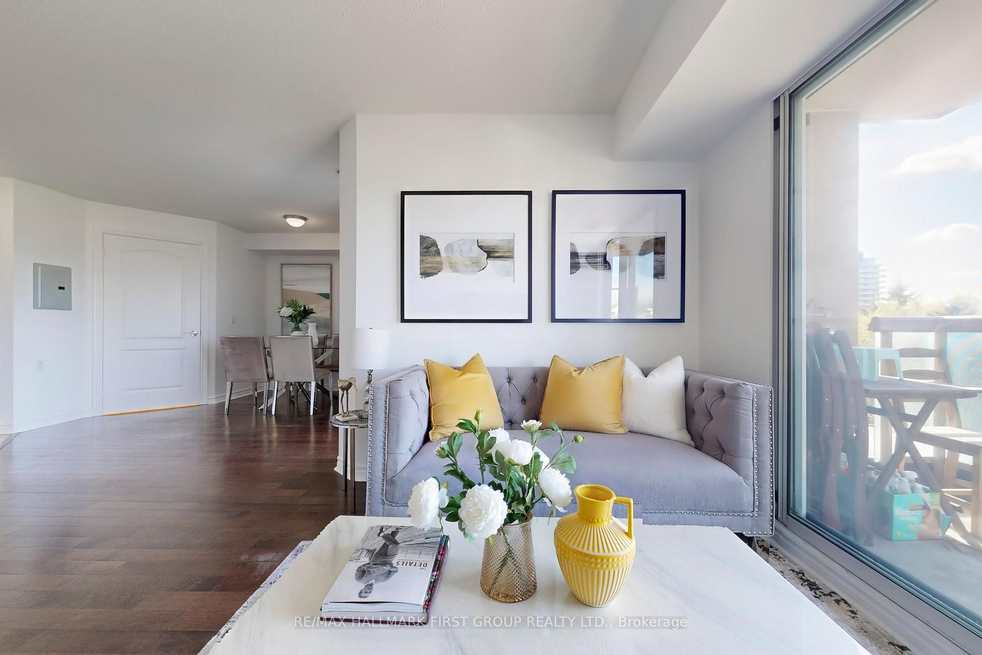 2 Bedrooms Condo at 1030 Sheppard, Toronto For sale