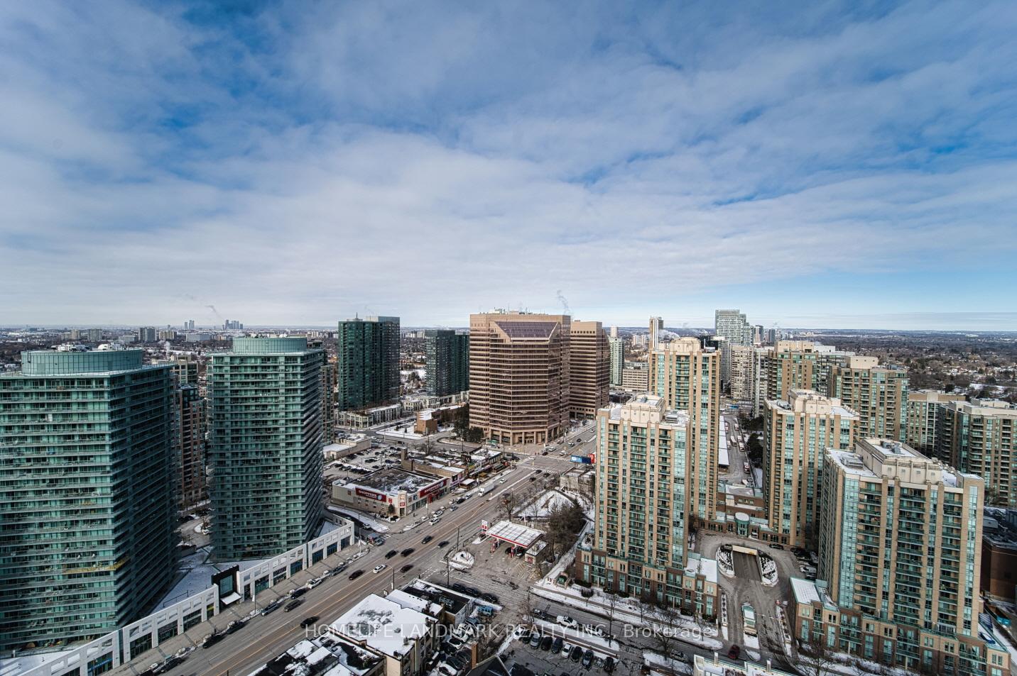 2 Bedrooms Condo at 15 HOLMES,  Toronto For sale