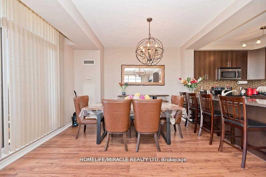 2 Bedrooms Condo at 9235 Jane, Vaughan For sale