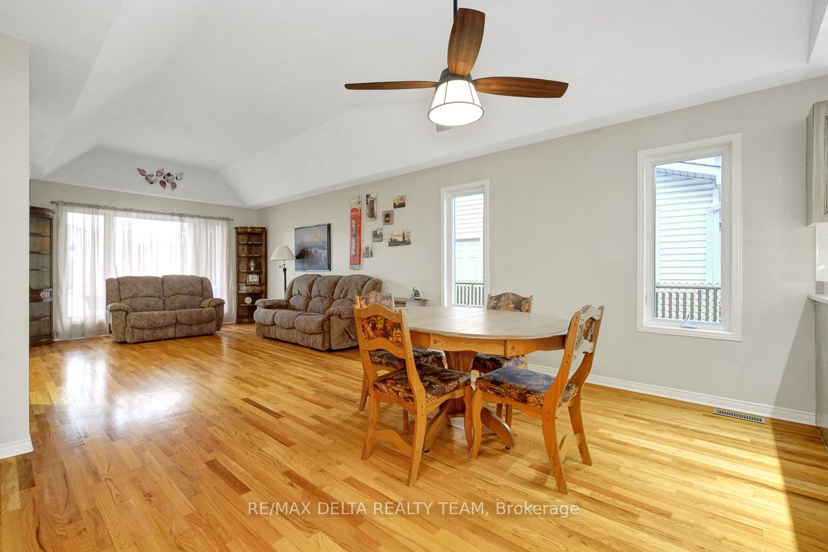 1666 Sunview Drive