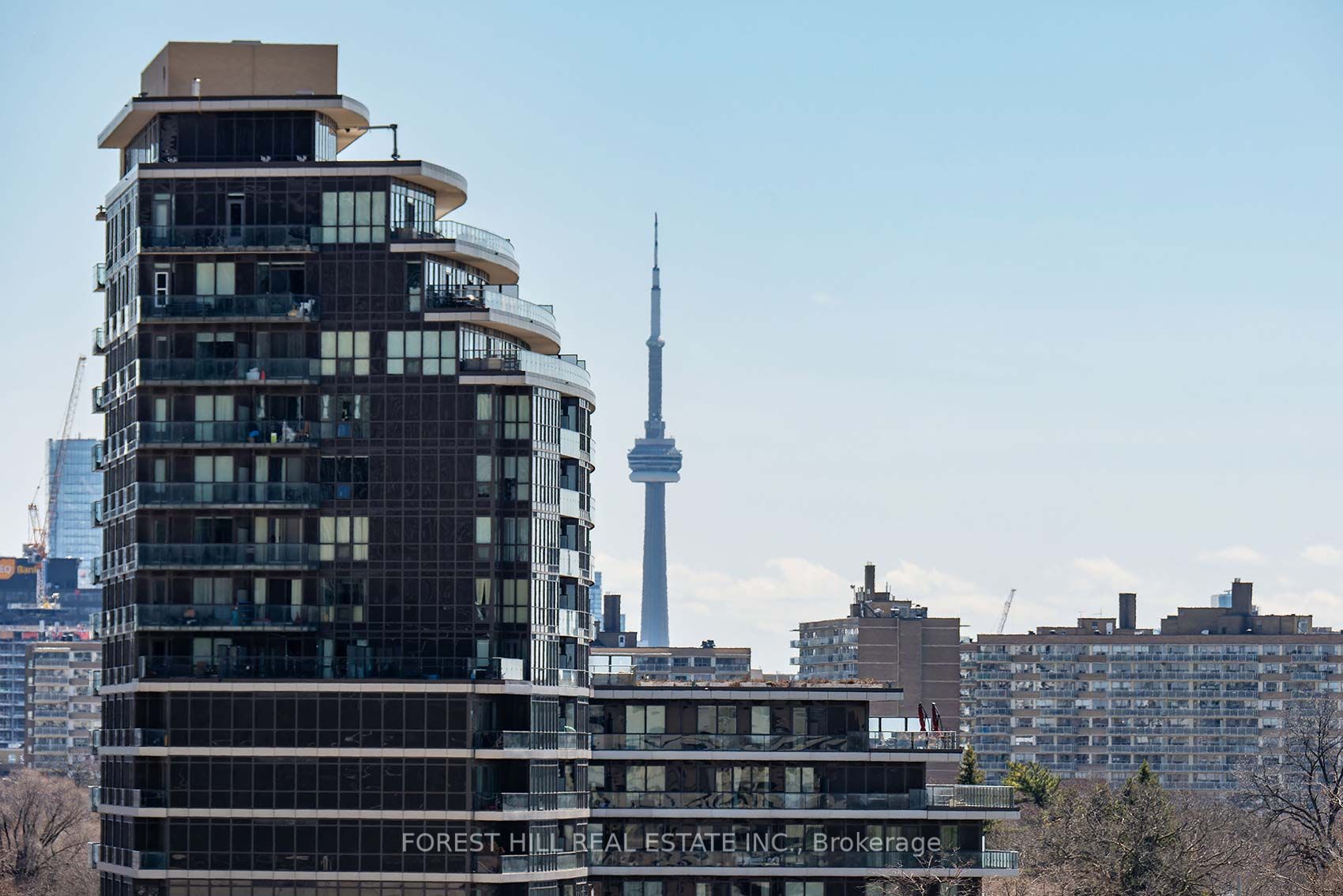 58 Orchard View Boulevard, #401