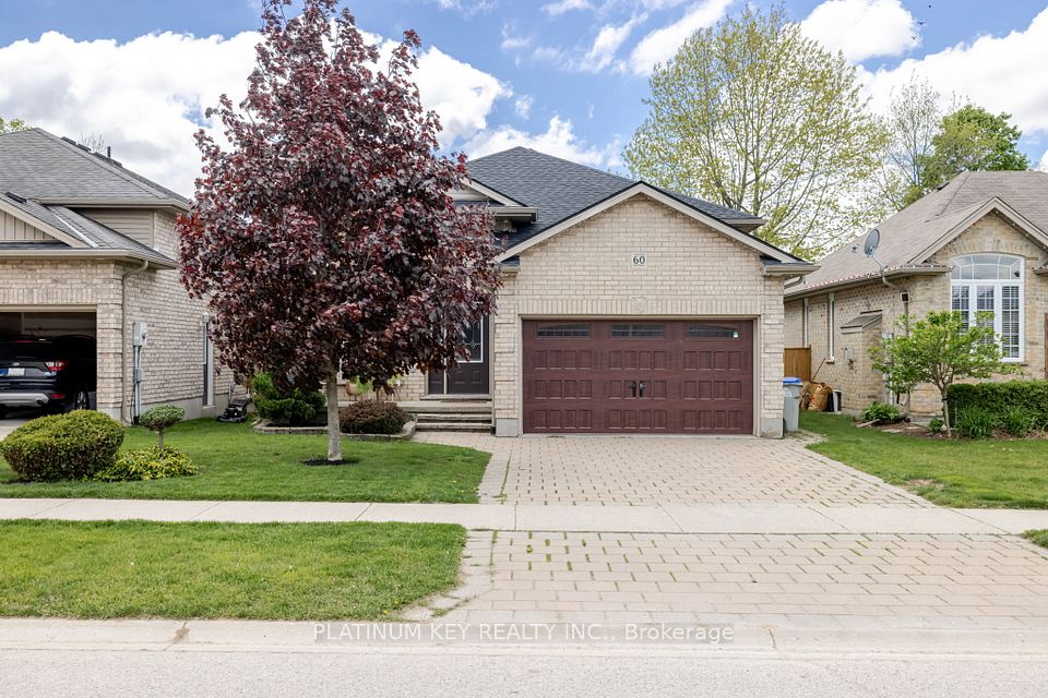 60 Bridle Path, Strathroy-Caradoc, ON N7G 4K3