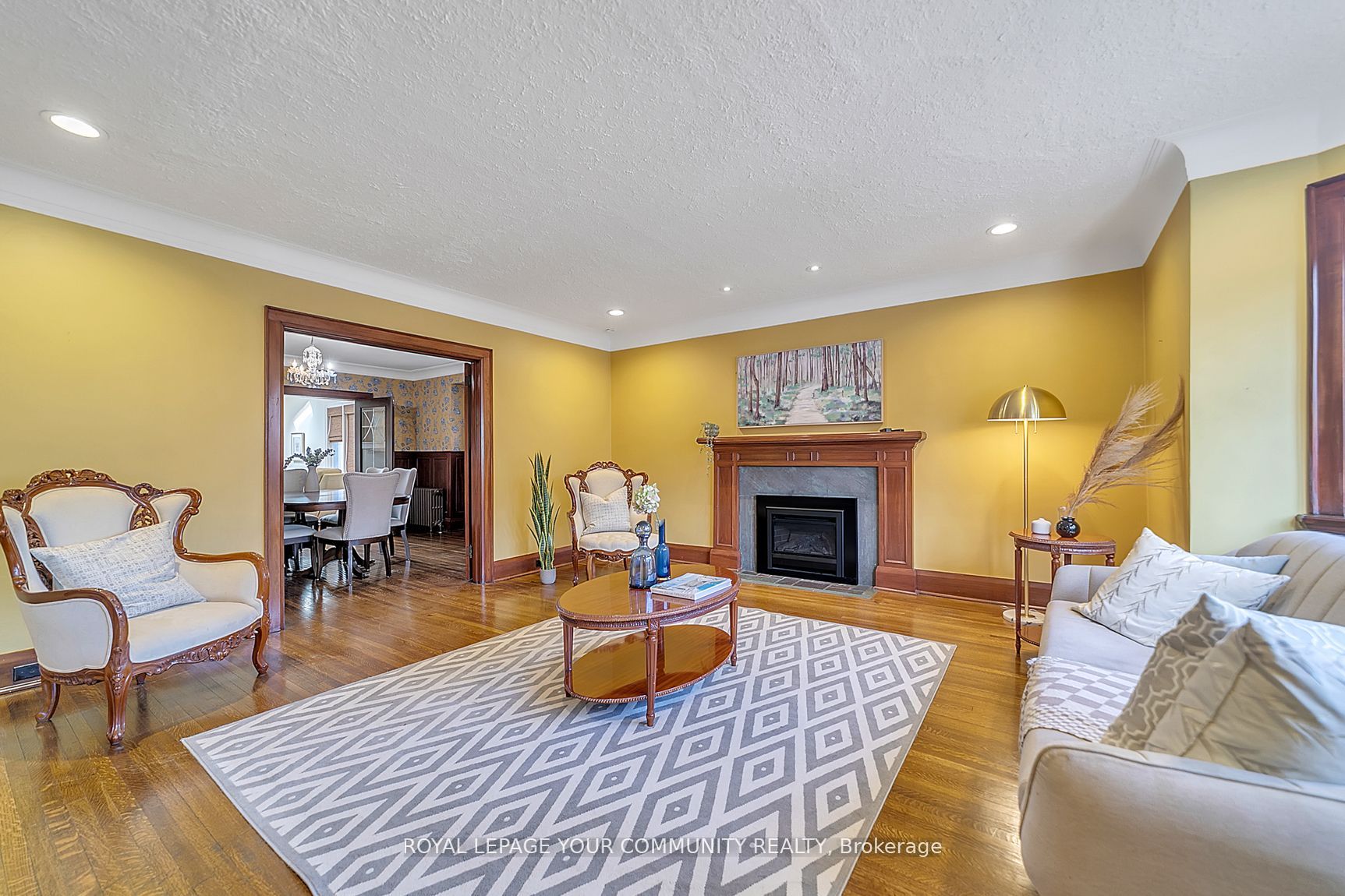 212 Glenayr Road