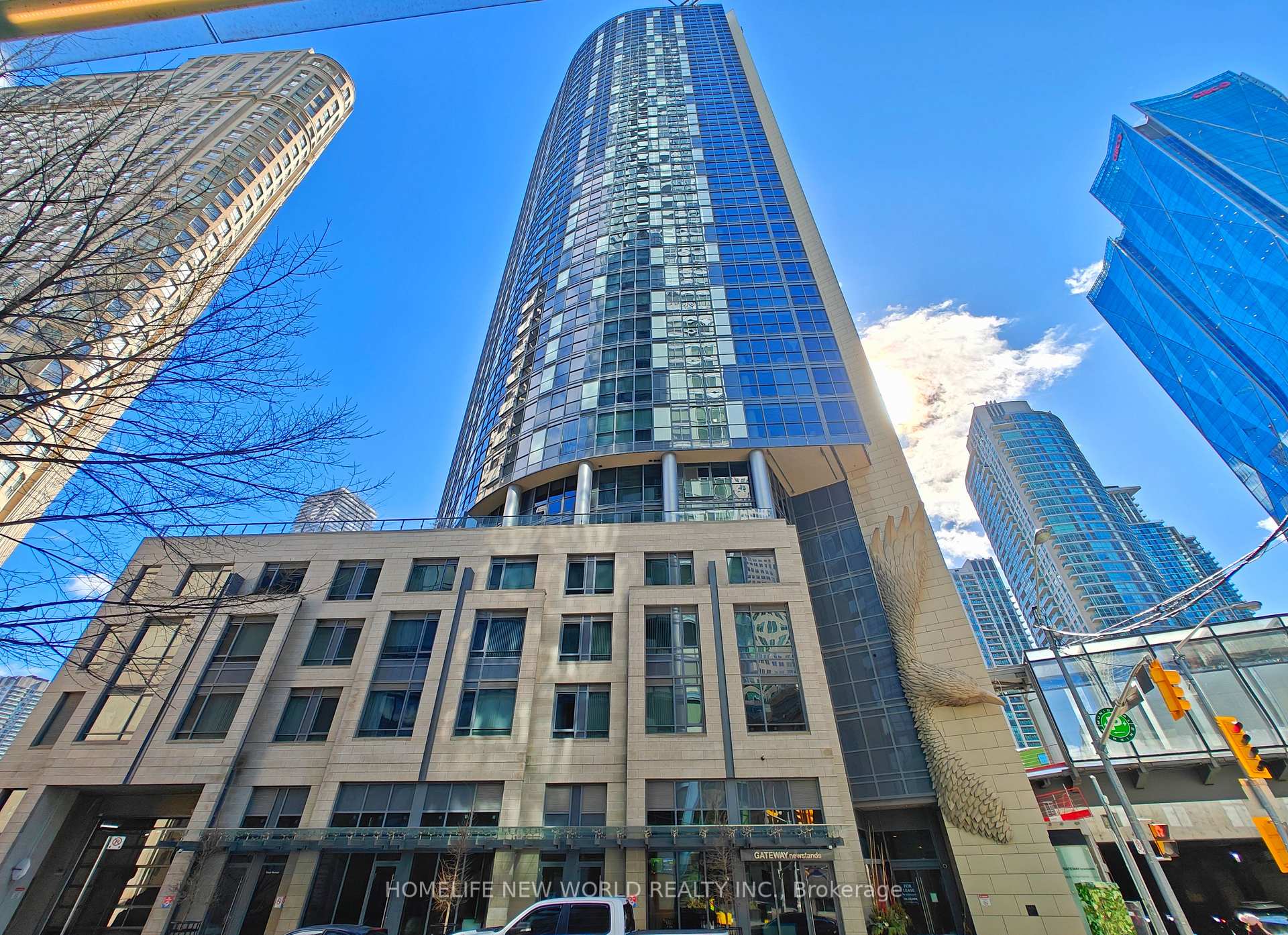 2 Bedrooms Condo at 1 The Esplanade, Toronto For sale