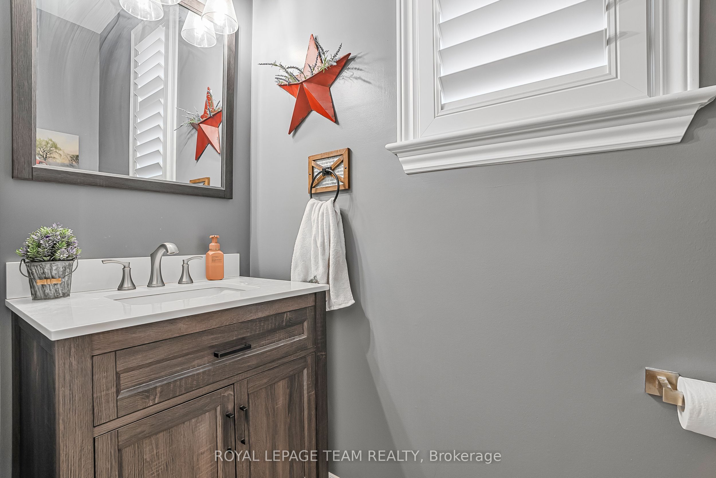 122 Jardiniere Street, StittsvilleMunsterRichmond, ON K2S 2K2