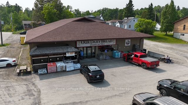 6722 Highway 11