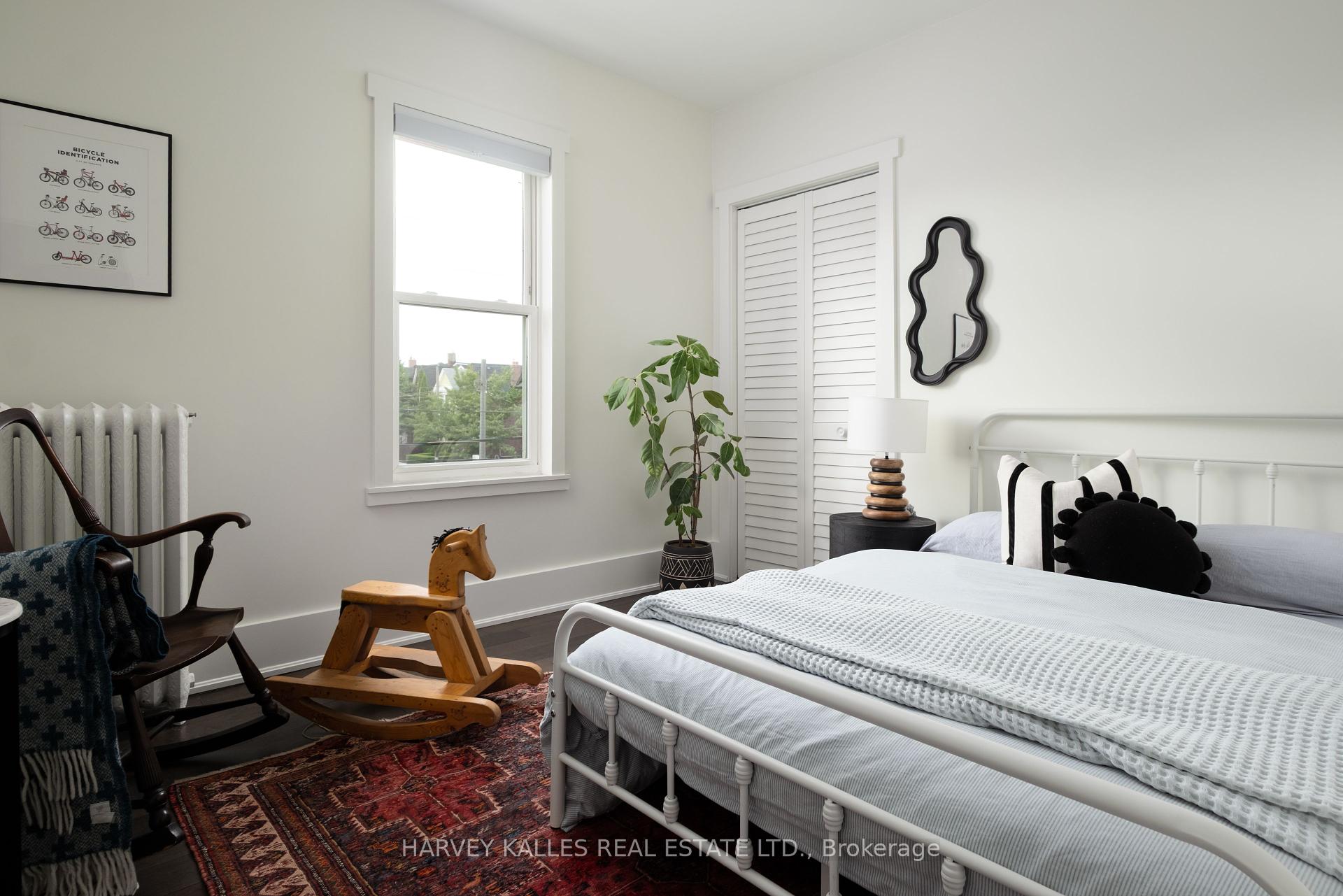 410 Roxton Road