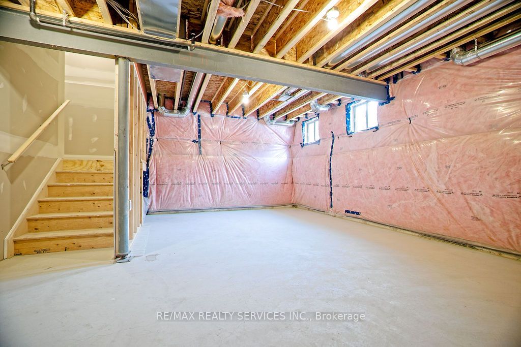 38 Barnyard Trail