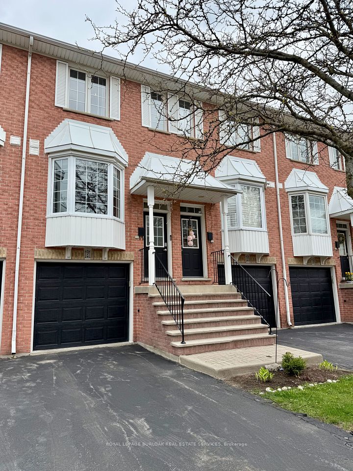 #121 - 3480 Upper Middle Road, Burlington, ON L7M 4R8