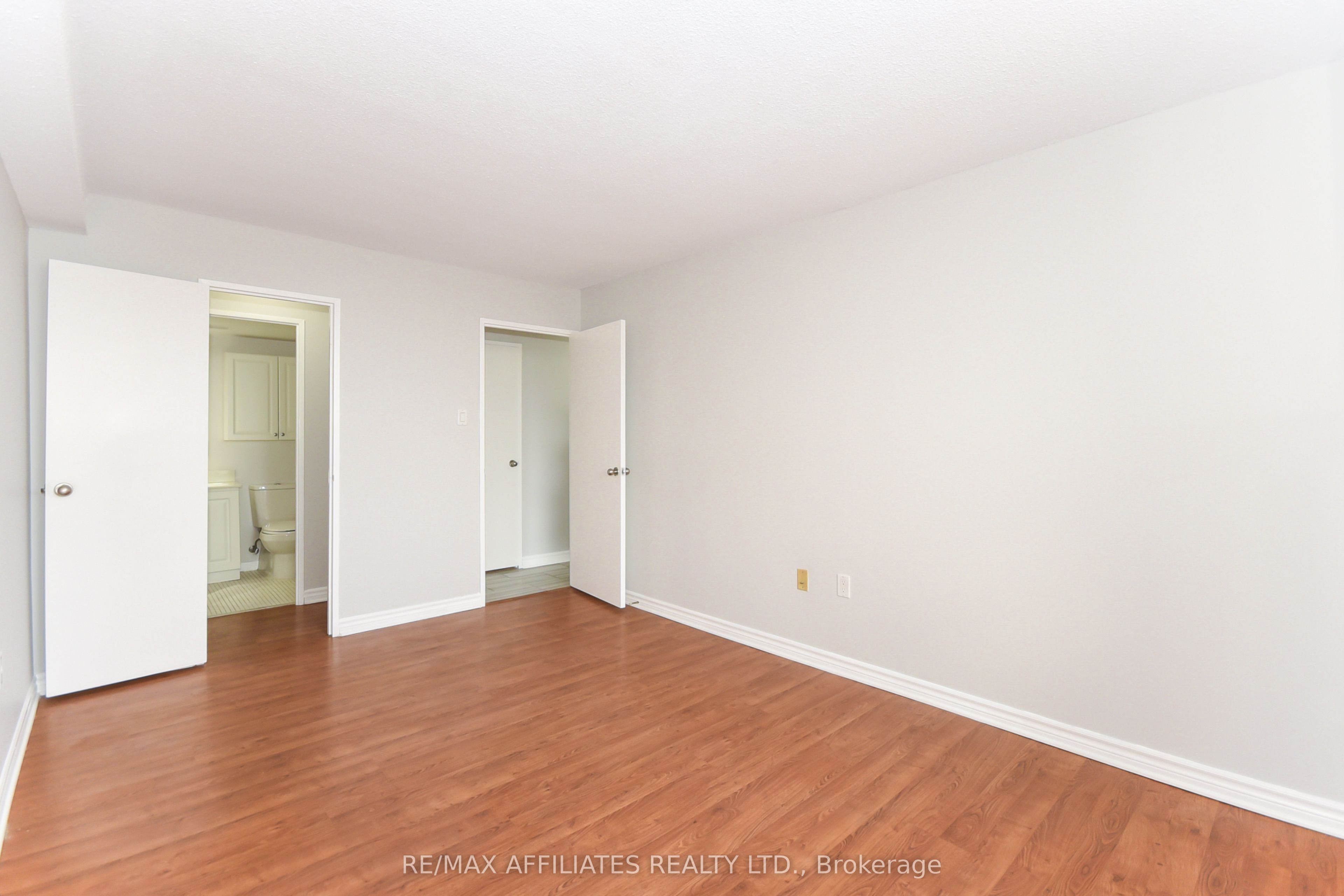 2400 Virginia Drive W, #305