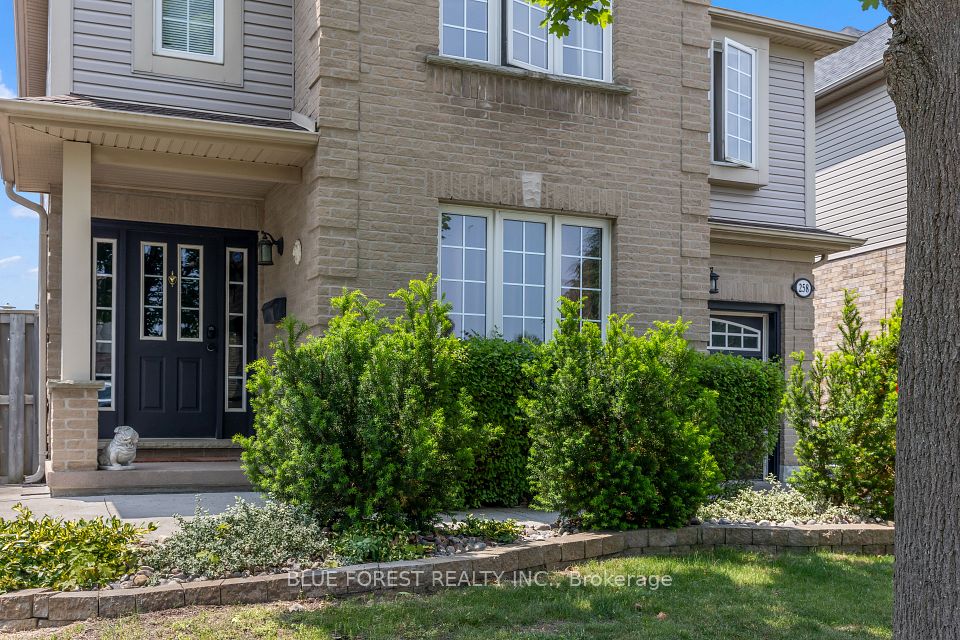 258 South Leaksdale Circle