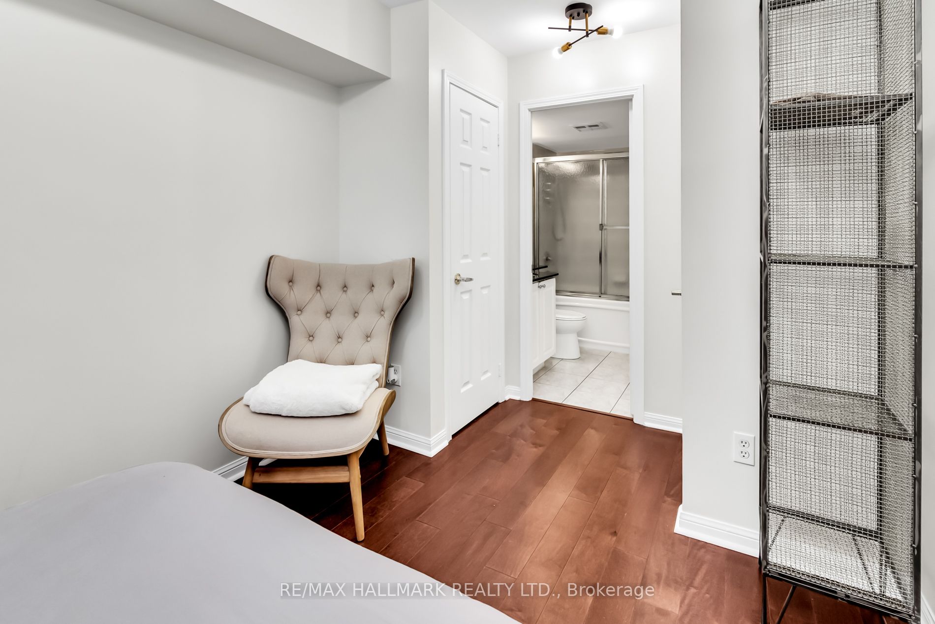 188 Redpath Avenue, #207
