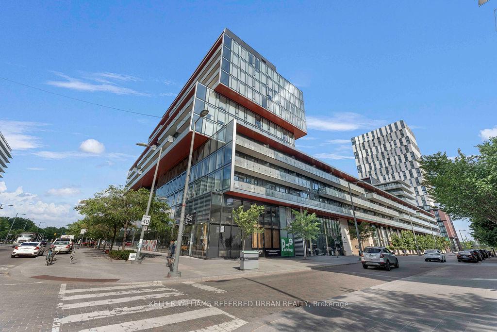 3 Bedrooms Condo at 35 Rolling Mills, Toronto For sale