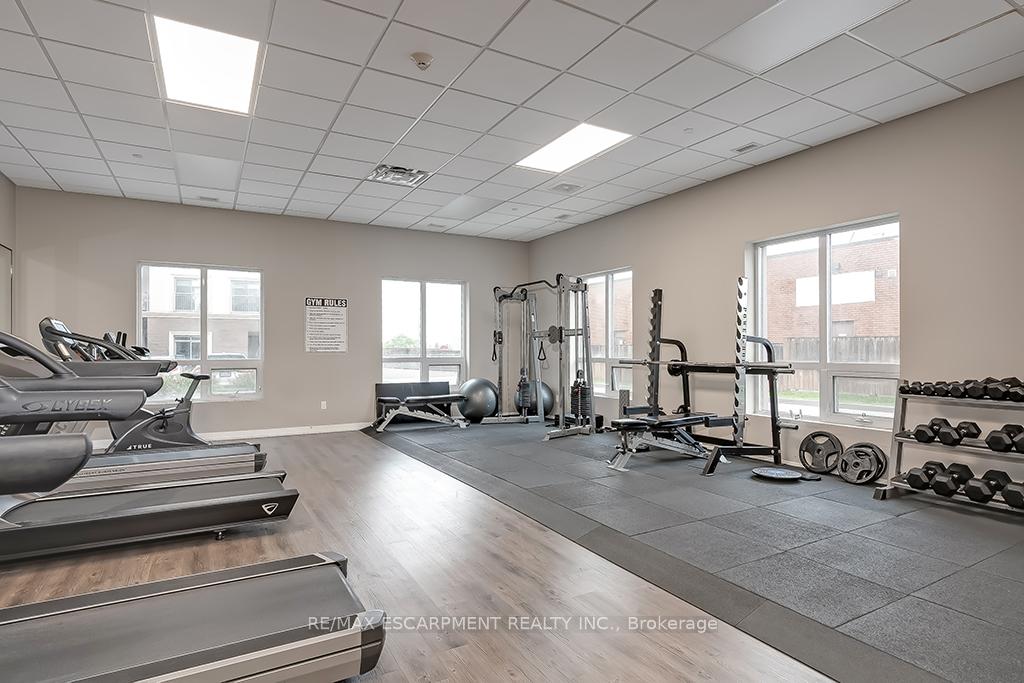 1 Bedroom Condo at 2486 Old Bronte, Oakville For sale