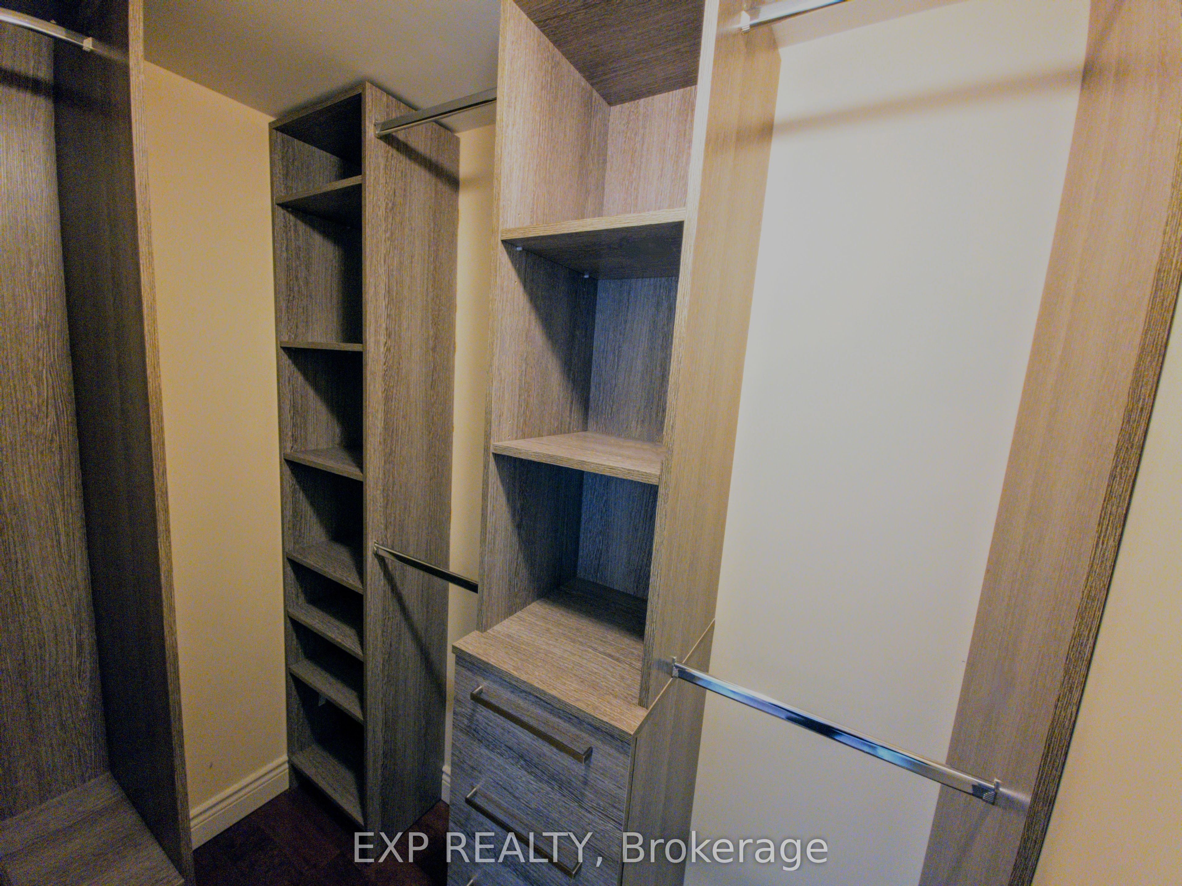 88 Promenade Circle, #1007